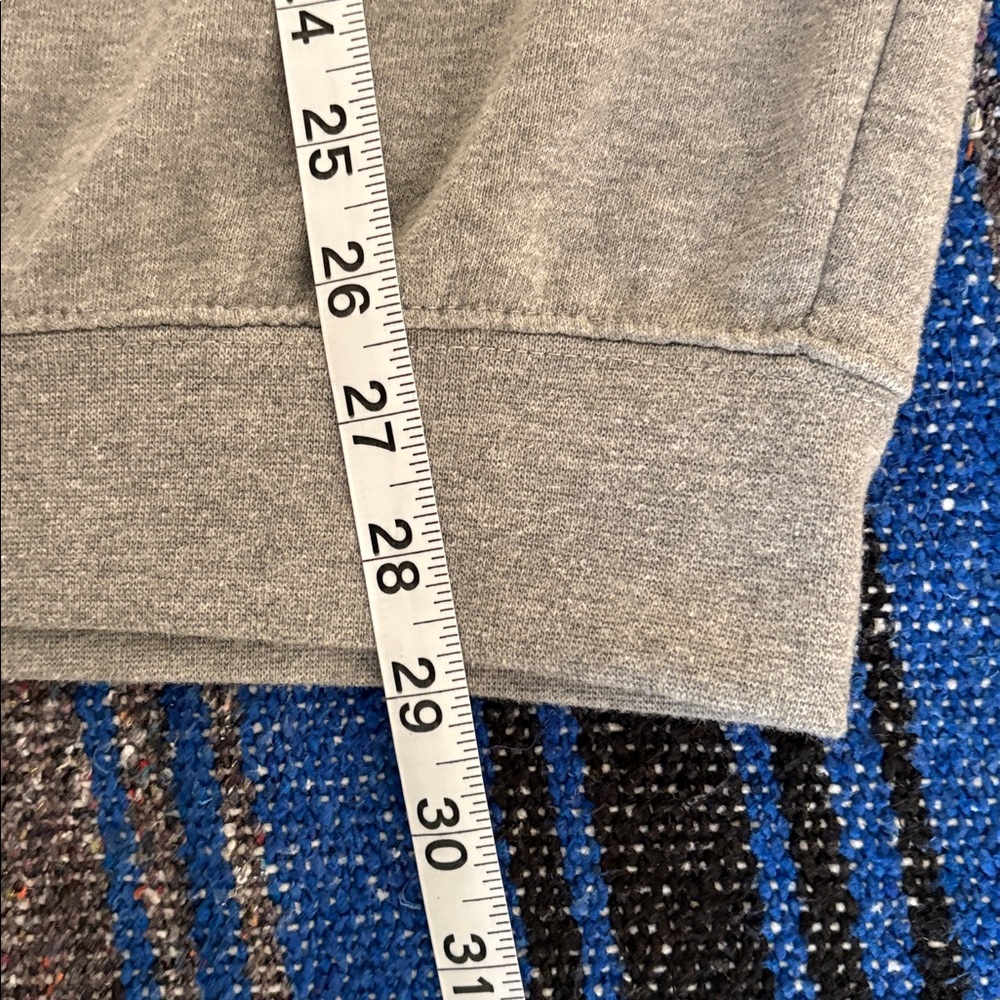 University of Tennessee Sweatshirt - Picture 7 of 7